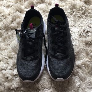 NEW With Tags Saucony Liteform Shoes